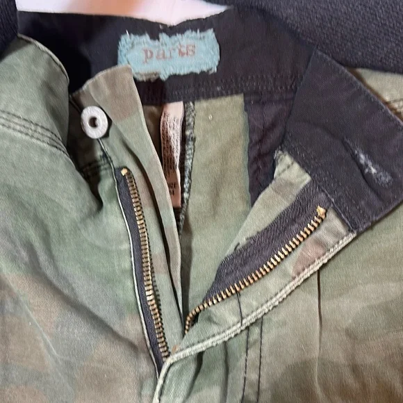 NWT PARTS Camo Cargo Shorts 34 - Picture 8 of 10